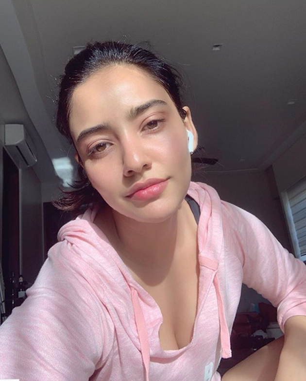 Neha Sharma Instagram Pics